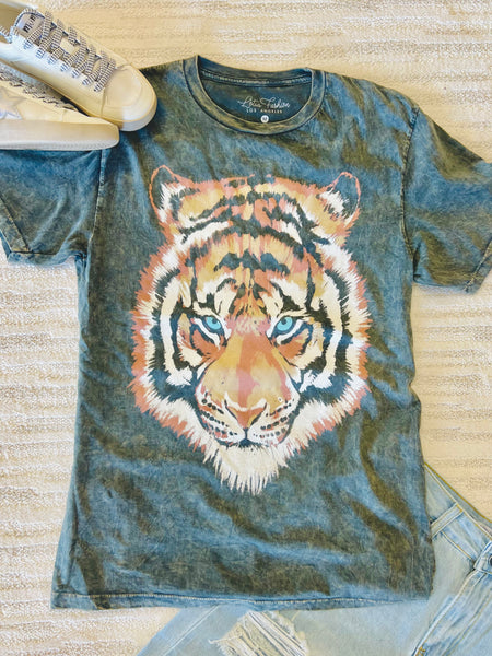 Tiger Face Tee •S-XL | 2X-3X•