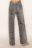 Lola Leopard Jeans • size down