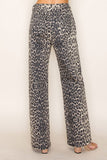 Lola Leopard Jeans • size down